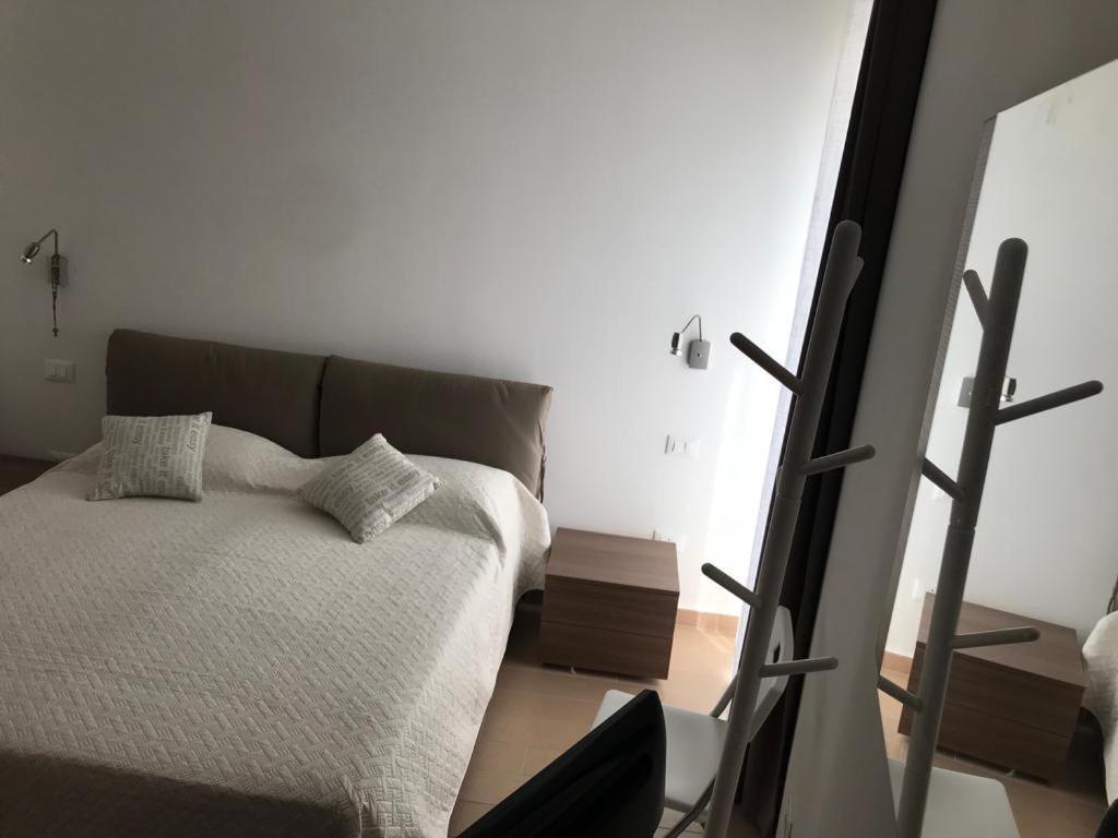 5 Miles Apt Διαμέρισμα Rocca Cinquemiglia Εξωτερικό φωτογραφία